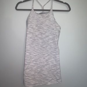 NWOT Lululemon Tank Top Built in Bra Size 6.